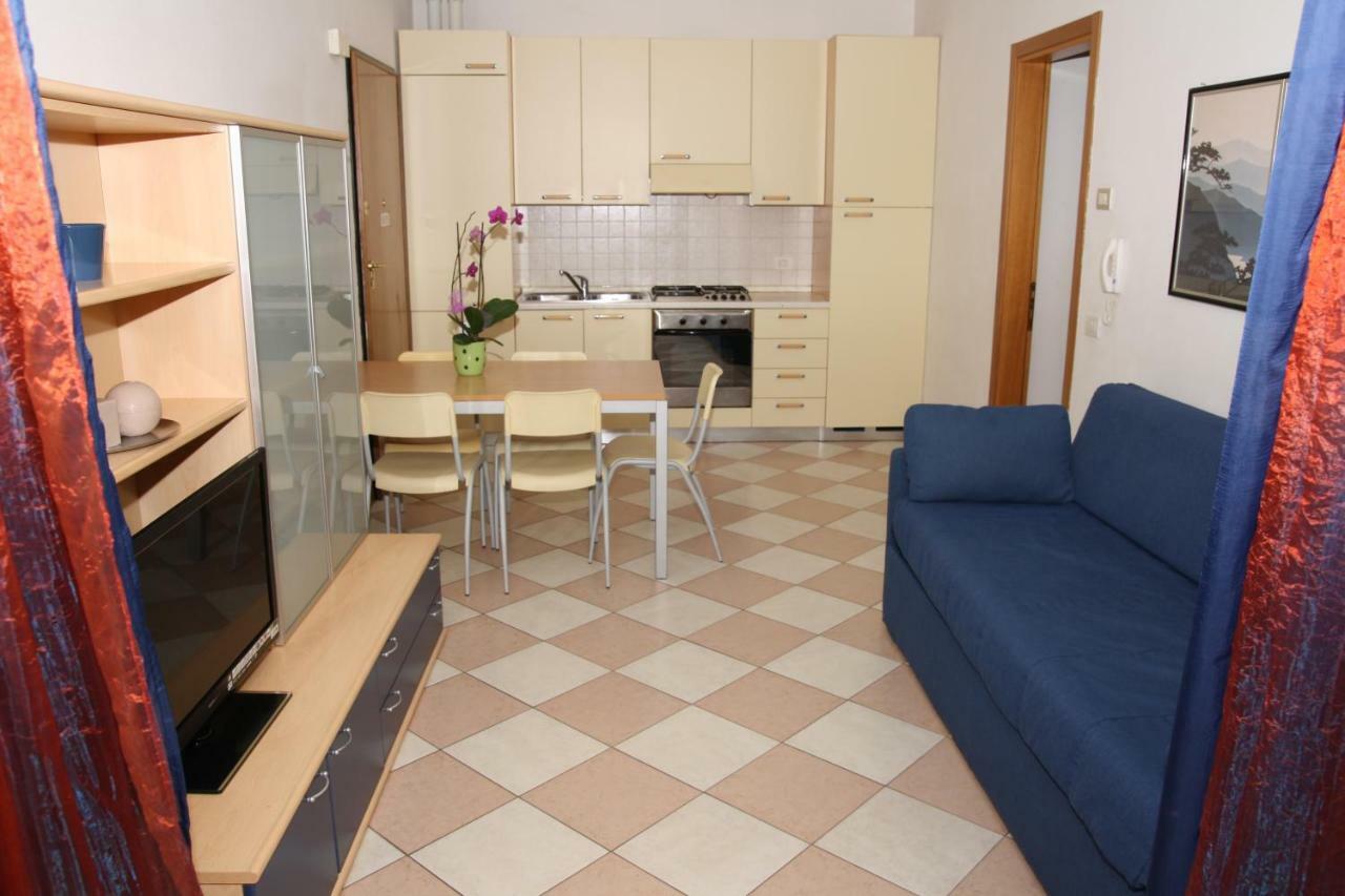 Family Apartments Residence Trieste Лидо ди Йезоло Екстериор снимка